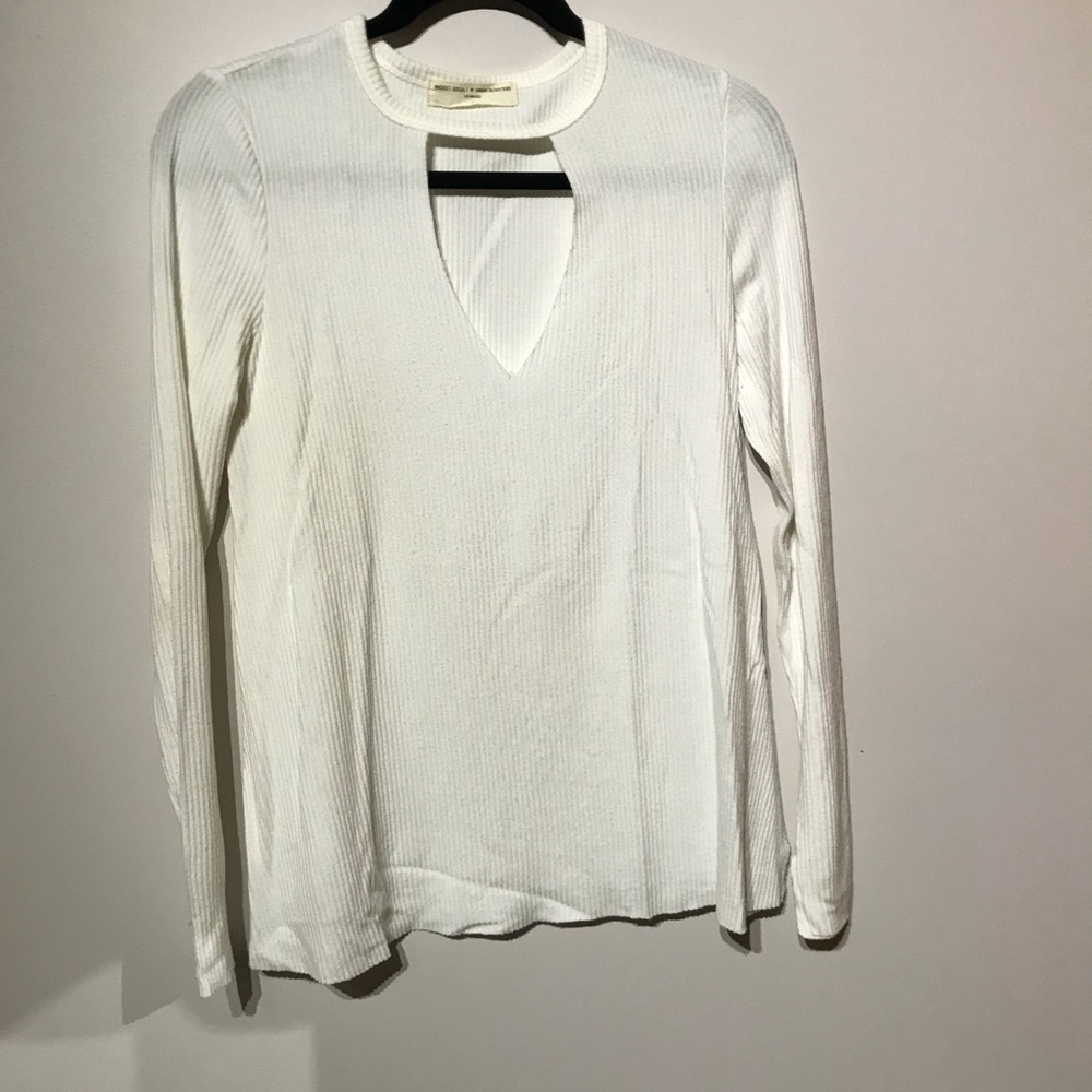 Urban Outfitters white cutout shirt - Picture 2 of 4